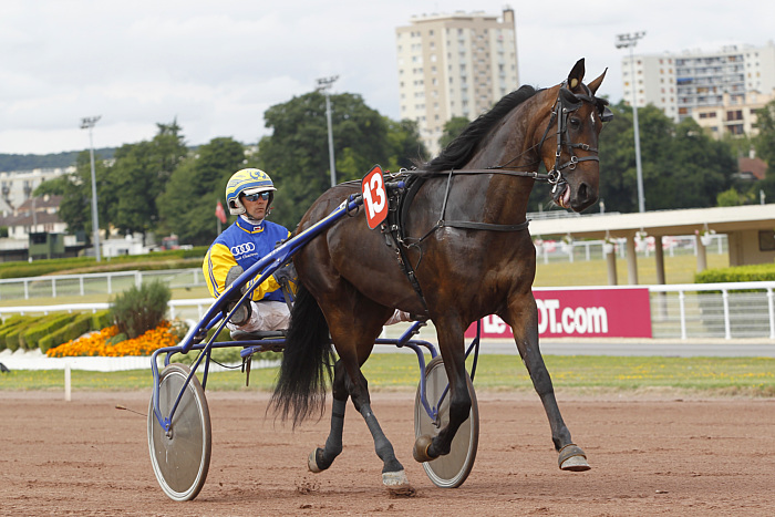 arrivée quinté 020823